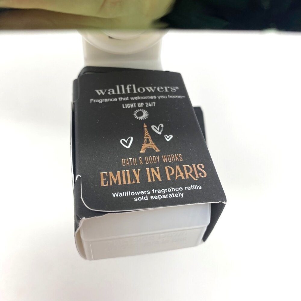 Bath & Body Works Emily In Paris La Patisserie Projector Eiffel Tower Decor - Picture 8 of 9